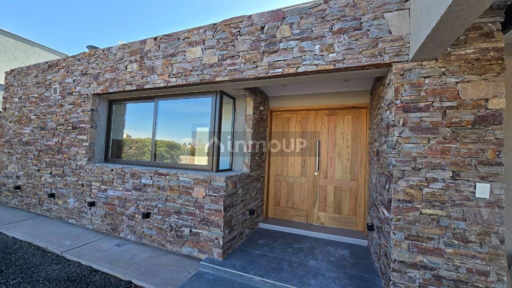 Casa en Alquiler en Lujan de Cuyo, Mendoza