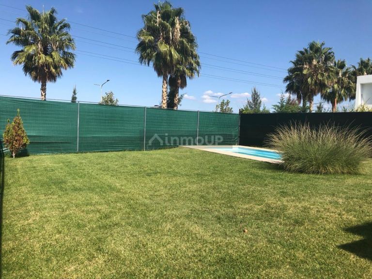 Casa en Alquiler en Lujan de Cuyo, Mendoza