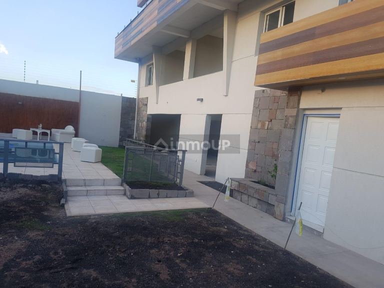 Departamento en Venta en Chacras de Coria, Mendoza
