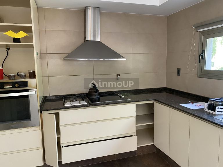 Casa en Venta en Capital, Mendoza
