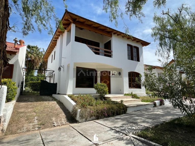 Casa en Venta en Capital, Mendoza