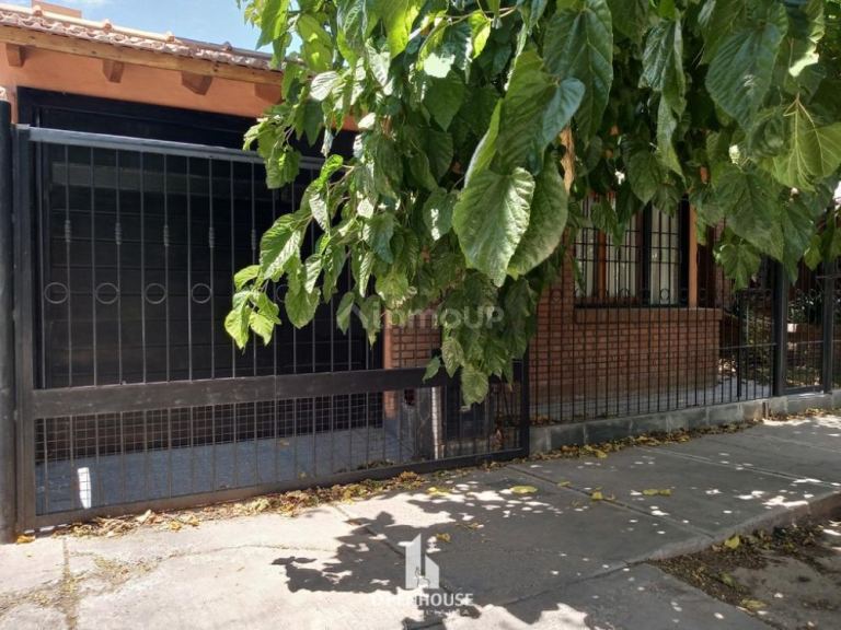 Casa en Venta en Las Heras, Mendoza