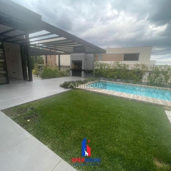 Casa en Venta en Las Heras, Mendoza