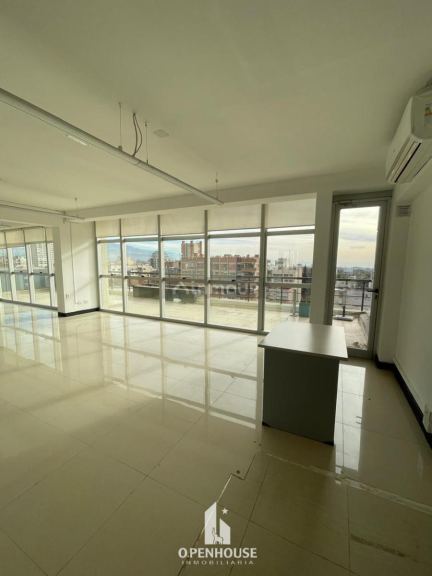Oficina en Alquiler en Capital, Mendoza