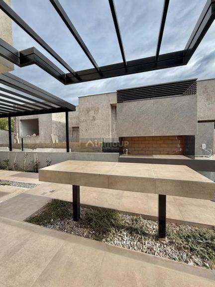 Casa en Venta en Las Heras, Mendoza