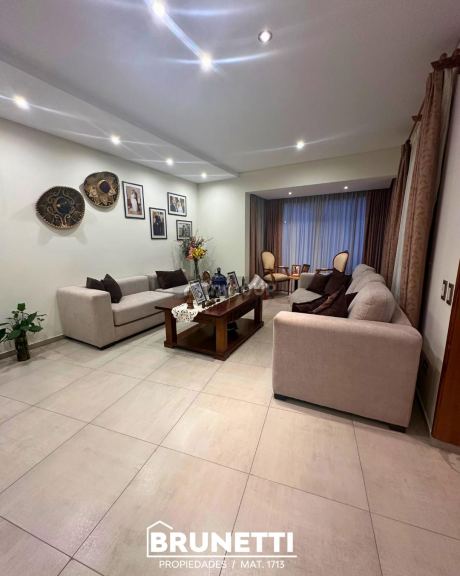 Casa en Venta en Guaymallen, Mendoza