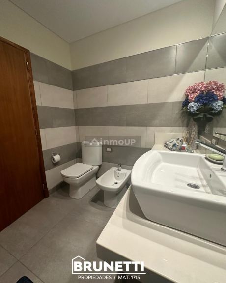 Casa en Venta en Guaymallen, Mendoza