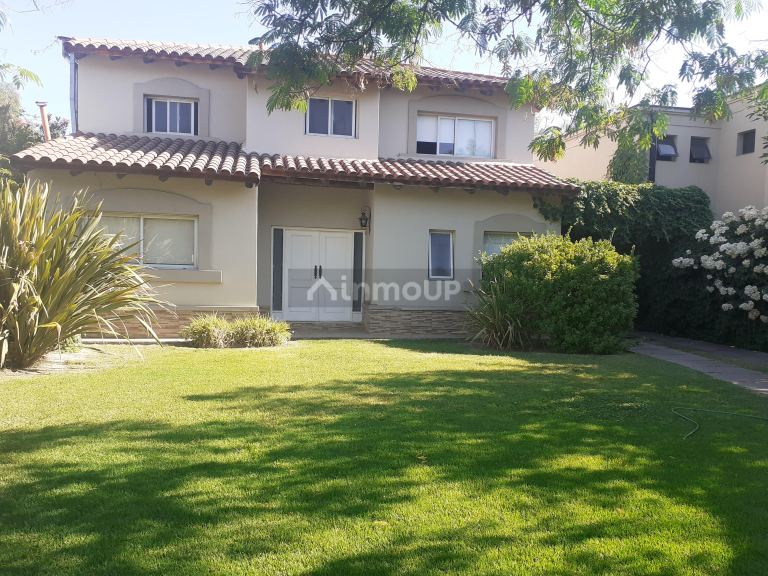 Casa en Venta en Guaymallen, Mendoza