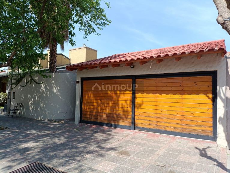 Casa en Venta en Guaymallen, Mendoza