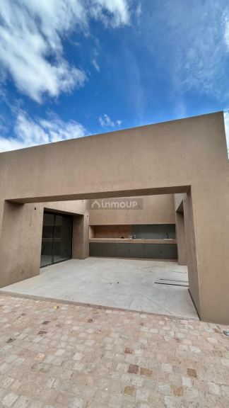 Casa en Alquiler en Lujan de Cuyo, Mendoza