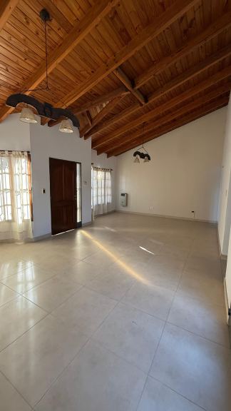 Casa en Alquiler en Guaymallen, Mendoza