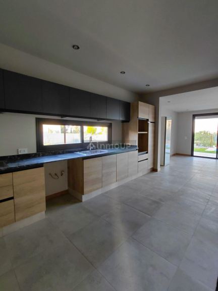 Casa en Alquiler en Lujan de Cuyo, Mendoza