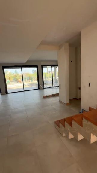 Casa en Alquiler en Lujan de Cuyo, Mendoza