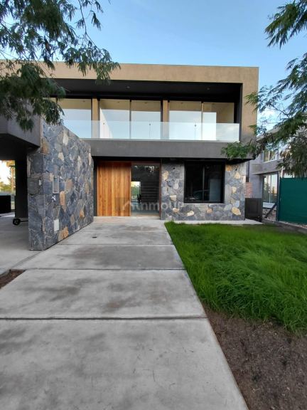 Casa en Alquiler en Lujan de Cuyo, Mendoza