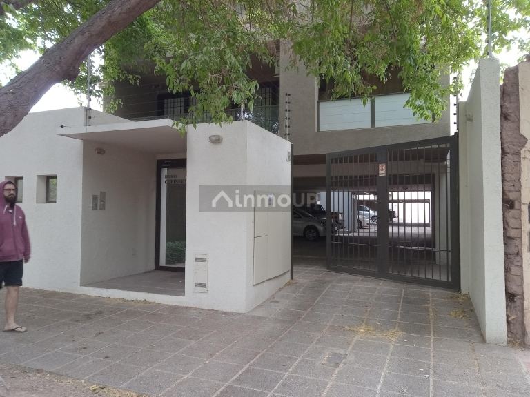 Cochera en Venta en Lujan de Cuyo, Mendoza