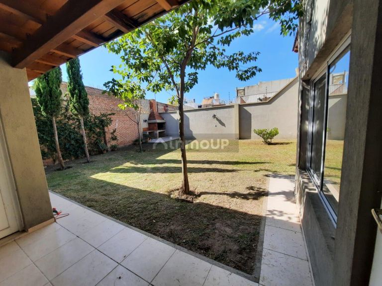 Casa en Alquiler en Capital, Mendoza