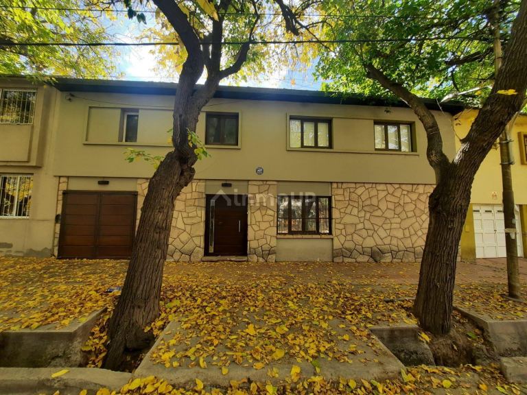 Casa en Alquiler en Capital, Mendoza