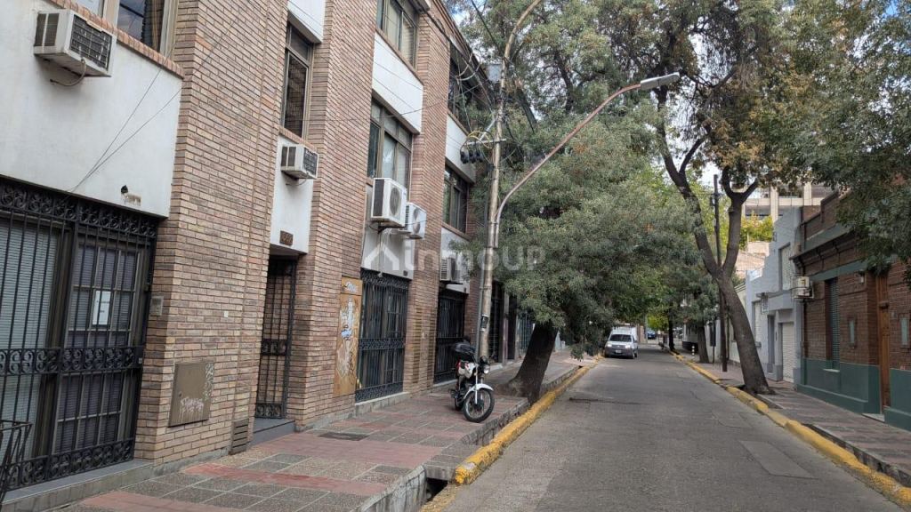 Oficina en Alquiler en Capital, Mendoza