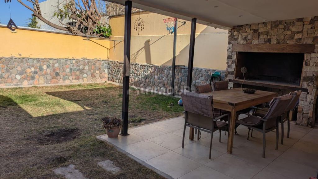 Casa en Venta en Capital, Mendoza