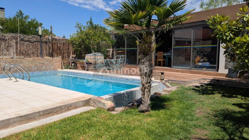 Casa en Venta en Guaymallen, Mendoza