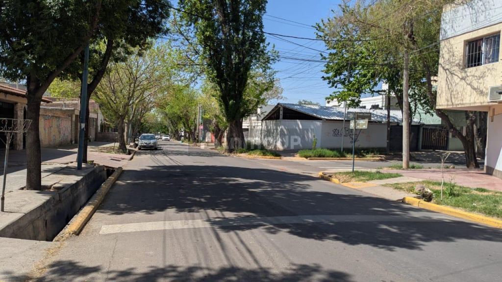 Godoy Cruz CALLE 25 DE MAYO