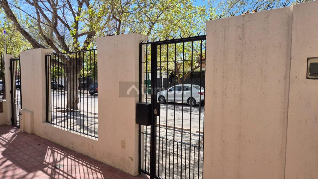 Casa en Venta en Capital, Mendoza - USD 85.000 | Inmoup - 23