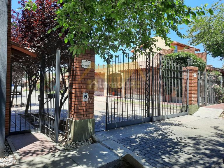 Casa en Venta en Guaymallen, Mendoza