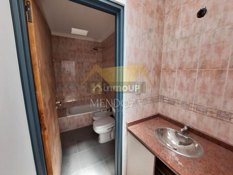 Casa en Venta en Guaymallen, Mendoza