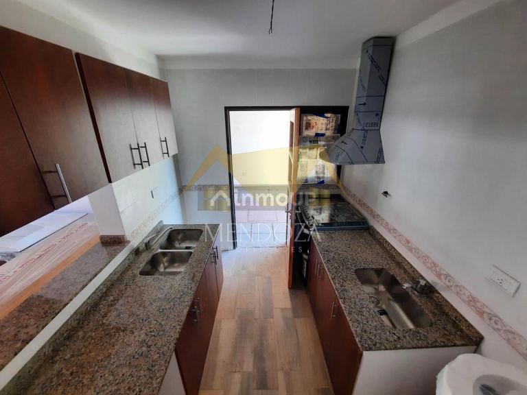 Casa en Venta en Guaymallen, Mendoza