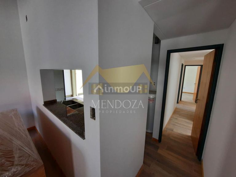 Casa en Venta en Guaymallen, Mendoza