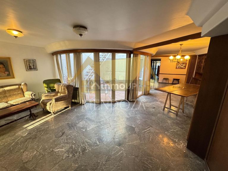 Casa en Venta en Capital, Mendoza