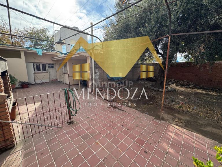 Casa en Venta en Guaymallen, Mendoza