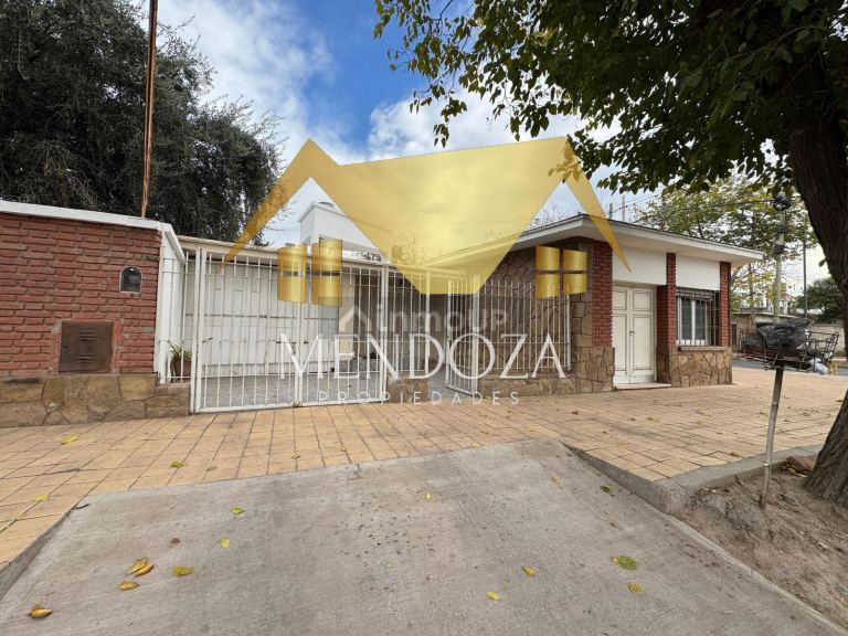 Casa en Venta en Guaymallen, Mendoza