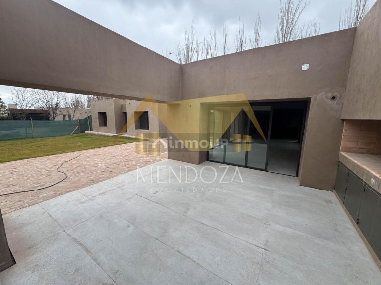 Casa en Venta en Maipu, Mendoza