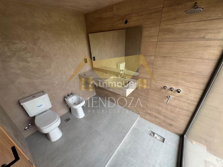 Casa en Venta en Maipu, Mendoza