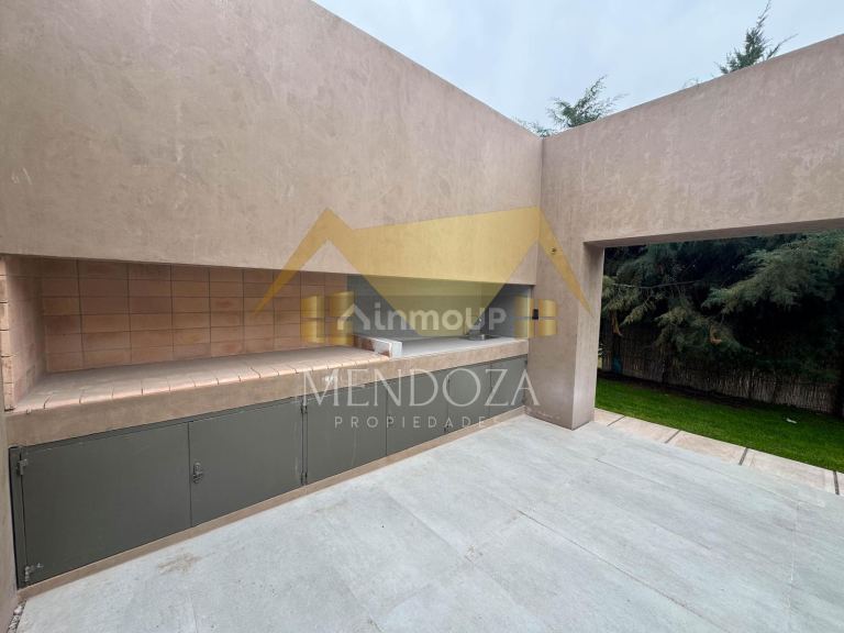 Casa en Venta en Maipu, Mendoza