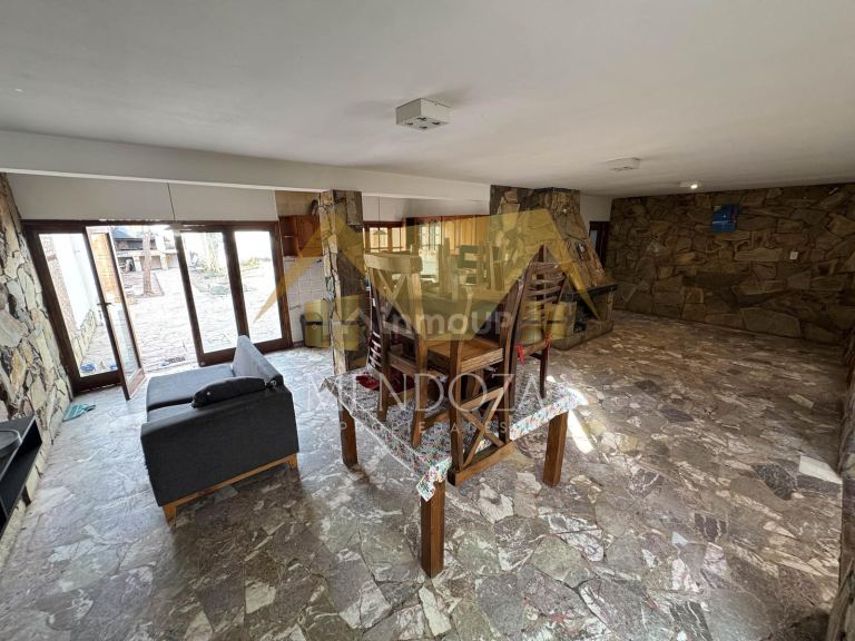 Casa en Alquiler en Maipu, Mendoza