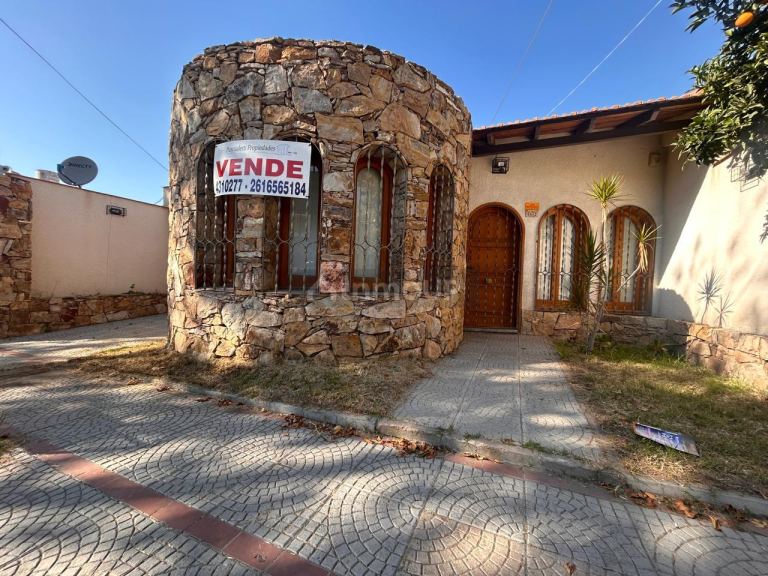 Casa en Venta en Las Heras, Mendoza