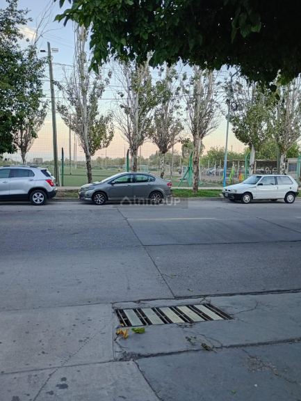 Local Comercial en Alquiler en Godoy Cruz, Mendoza