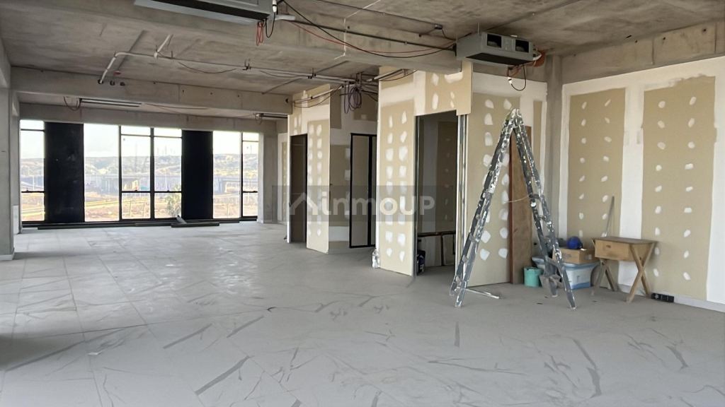 Oficina en Alquiler en Lujan de Cuyo, Mendoza - USD 2.500 | Inmoup - 9
