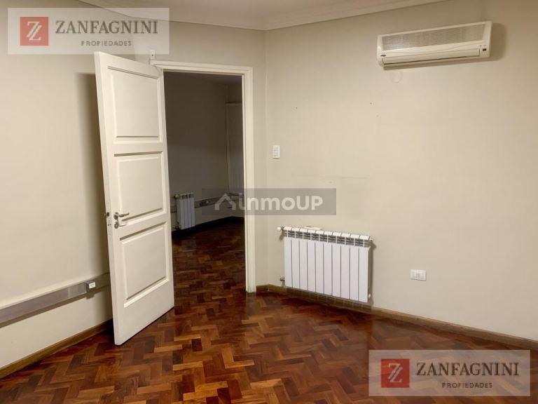 Oficina en Alquiler en Capital, Mendoza - USD 2.500 | Inmoup - 18