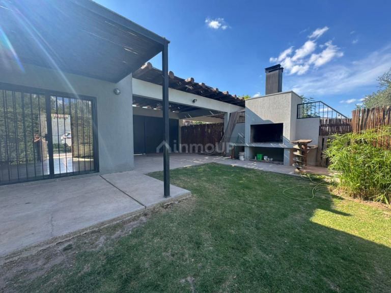 Casa en Alquiler en Lujan de Cuyo, Mendoza