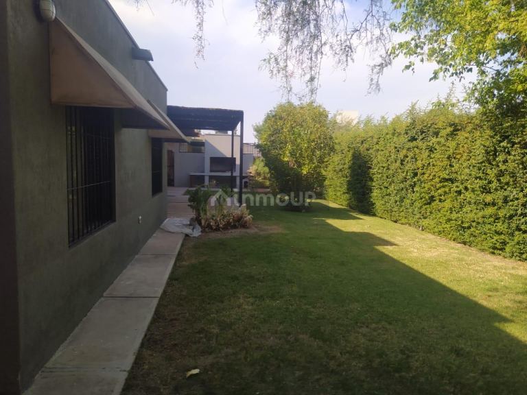 Casa en Alquiler en Lujan de Cuyo, Mendoza