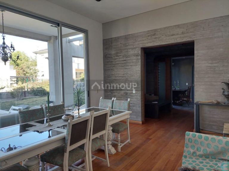 Casa en Alquiler en Capital, Mendoza