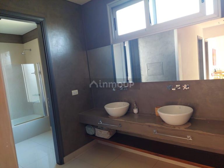 Casa en Alquiler en Capital, Mendoza