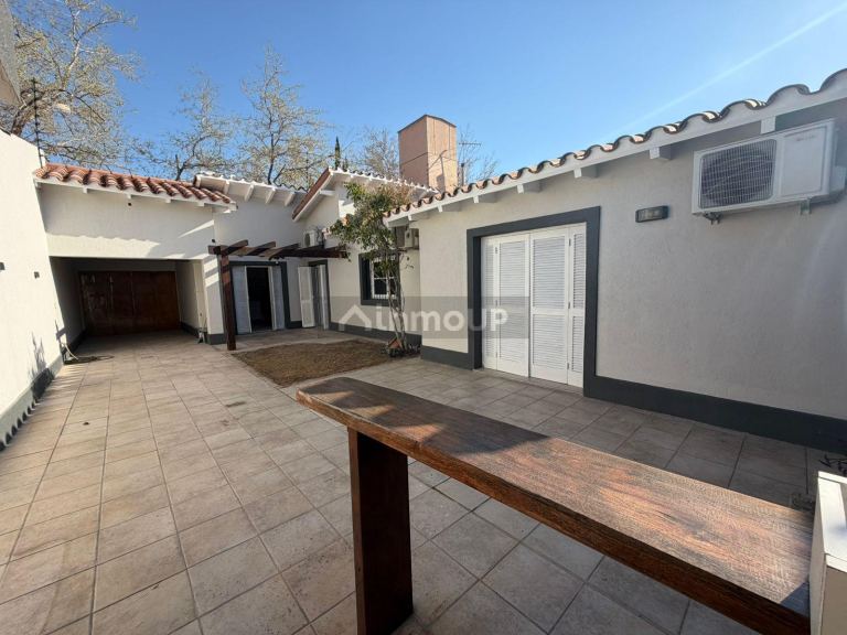 Casa en Venta en Guaymallen, Mendoza