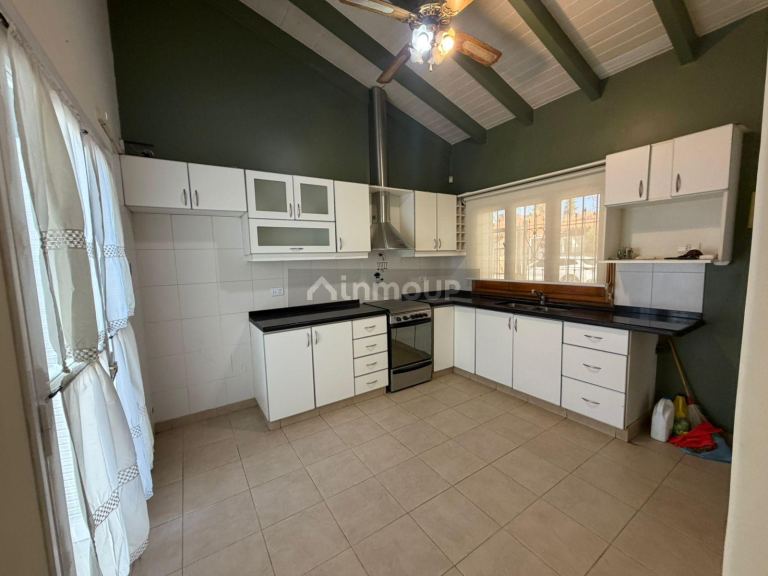 Casa en Venta en Guaymallen, Mendoza
