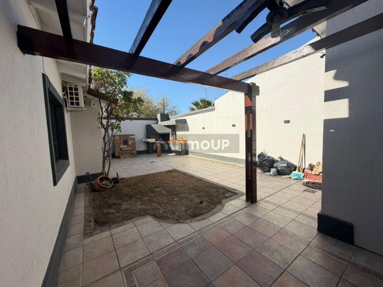 Casa en Venta en Guaymallen, Mendoza