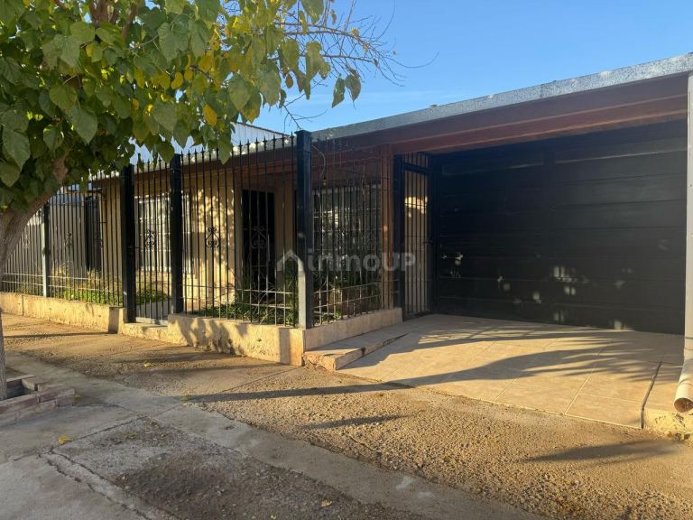Casa en Venta en Rivadavia, Mendoza