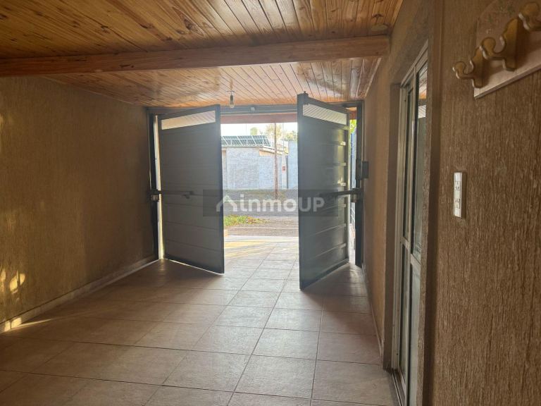 Casa en Venta en Rivadavia, Mendoza